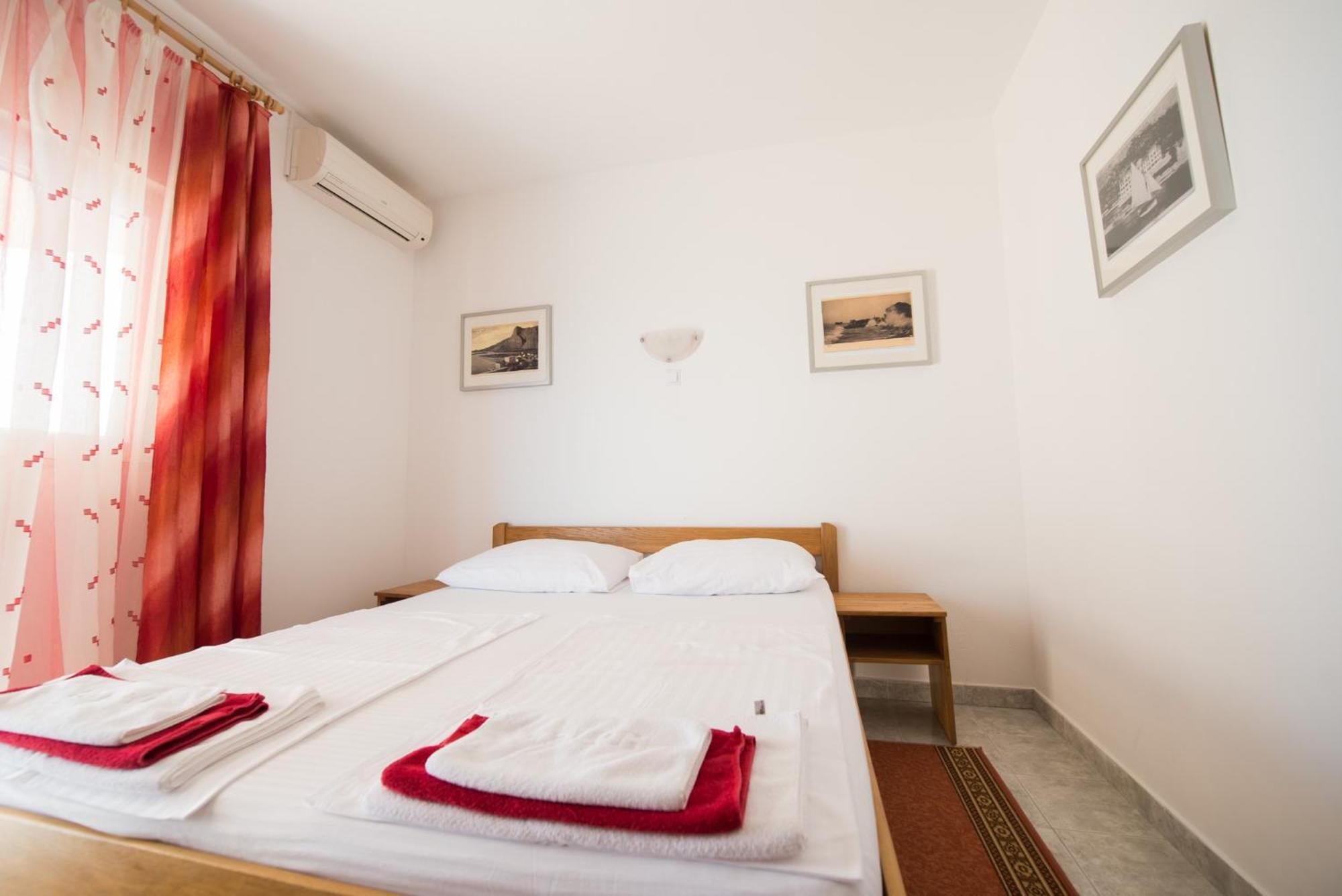 Bed And Breakfast Pero 3 Min Walk To The Beach Локва-Рогозница Экстерьер фото