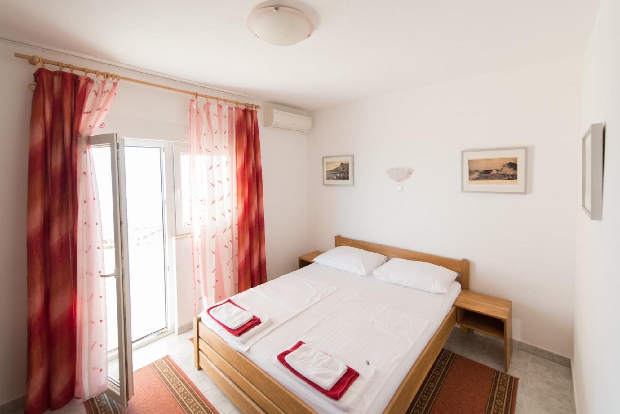 Bed And Breakfast Pero 3 Min Walk To The Beach Локва-Рогозница Экстерьер фото